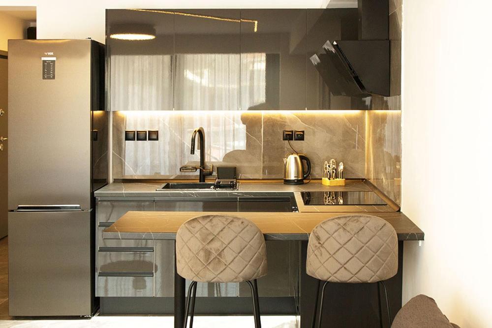P J Luxury Suites Serres Luaran gambar