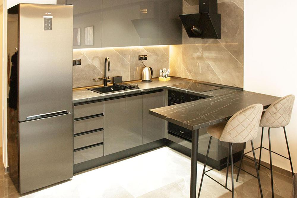P J Luxury Suites Serres Luaran gambar