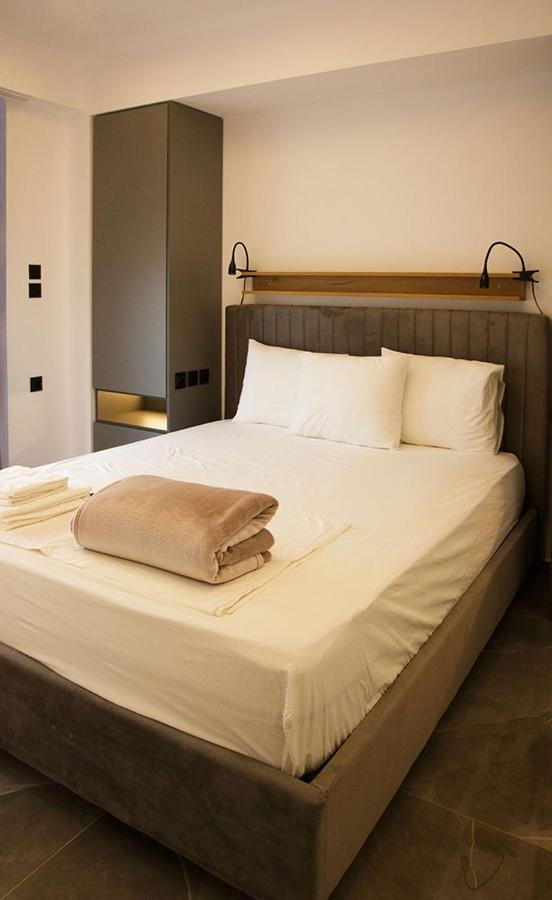 P J Luxury Suites Serres Luaran gambar